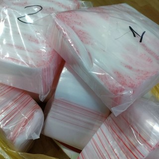 1kg túi zip chỉ đỏ các size