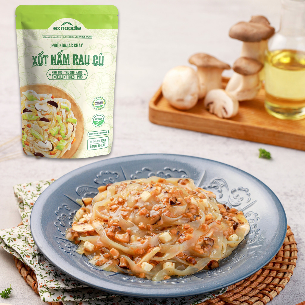 Phở Konjac chay xốt nấm rau củ