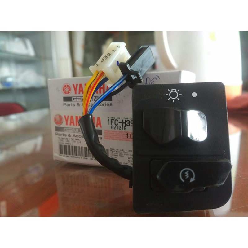 Cùm công tắc Sirius Fi chính hãng yamaha