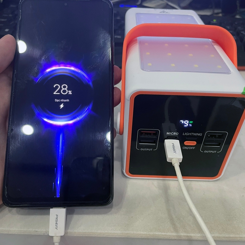 Pin dự phòng sạc nhanh PHANTOM P9 siêu khủng 90000mAh tích hợp 28 led - hỗ trợ QC 22.5 và PD 20W