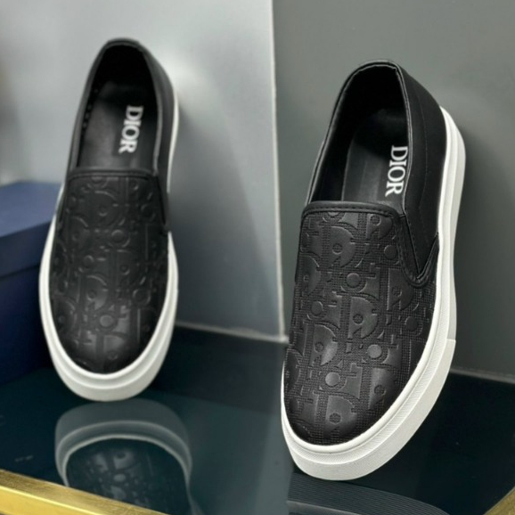 Giày slipon nam vân dập đơn giản DO