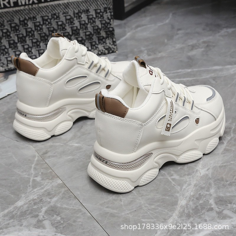 Giày thể thao độn đế nữ mã SPT21