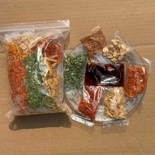 bánh tráng trộn sa tế đậu phộng rang hành phi nước sốt me tép khô bơ tắc khó bò khô mực...shopnamdung(100g)