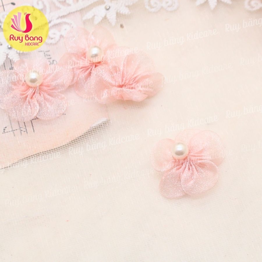 Hoa voan nhỏ nhụy trai dùng làm hoa đính kết váy, áo dài...