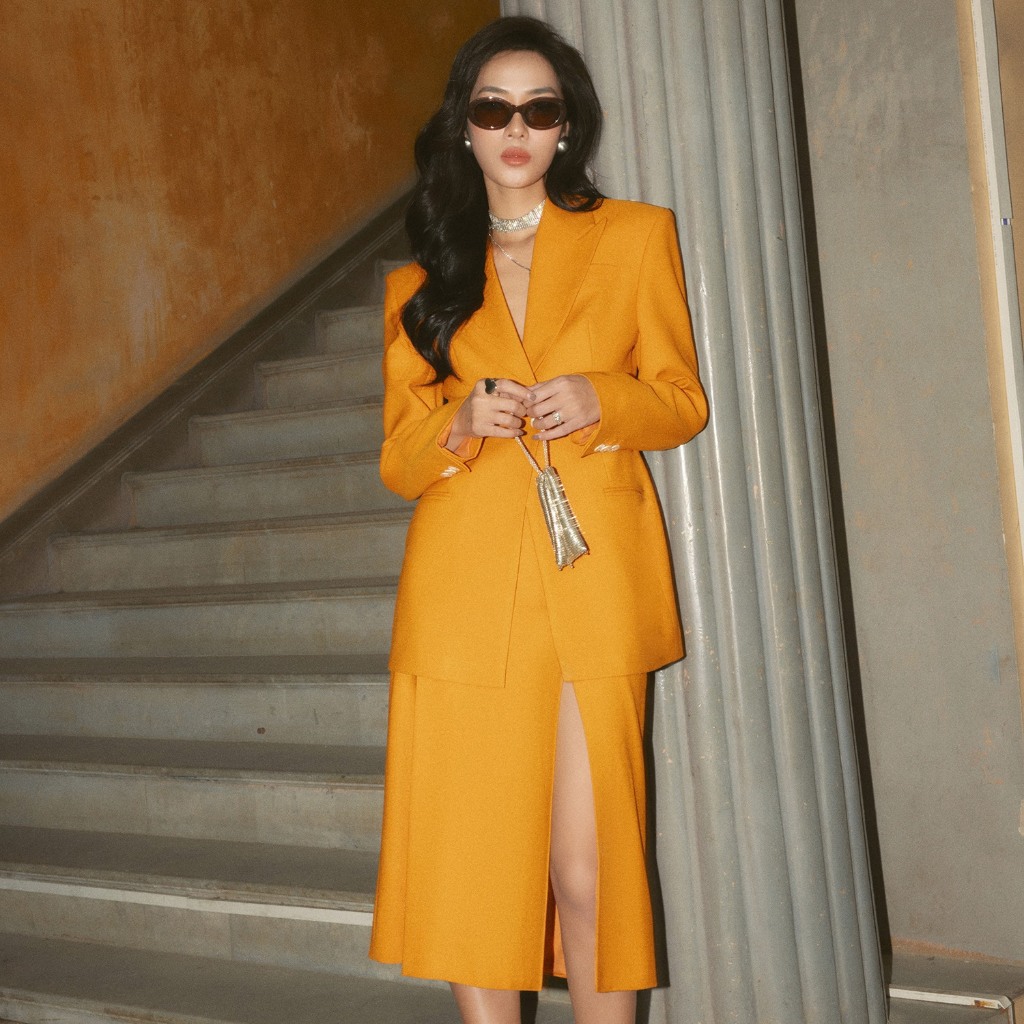 REINA – LAUREN SINGLE- BREASTED BLAZER – LAUREN PLEATED MIDI SKIRT