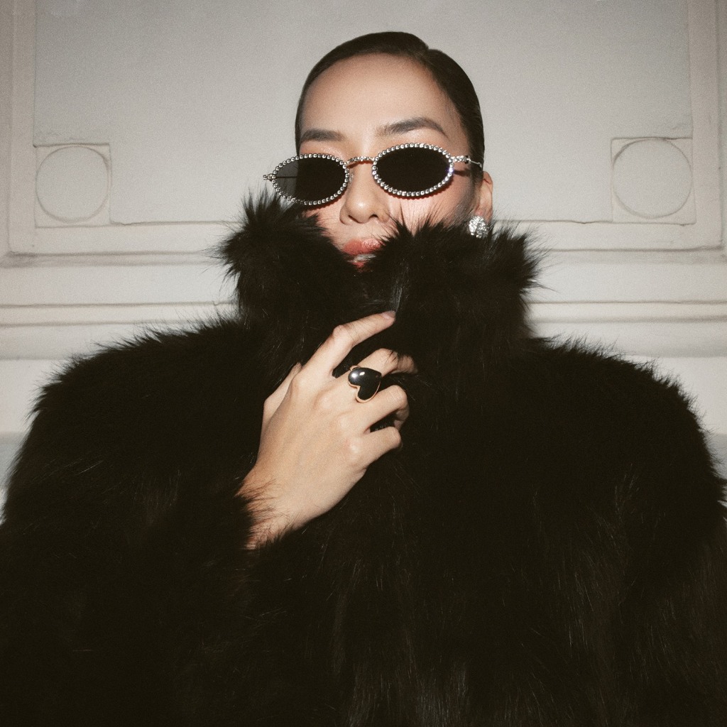 REINA – NICOLE FAUX FUR COAT- CLARET SEQUINED STRETCH- VELVET GOWN