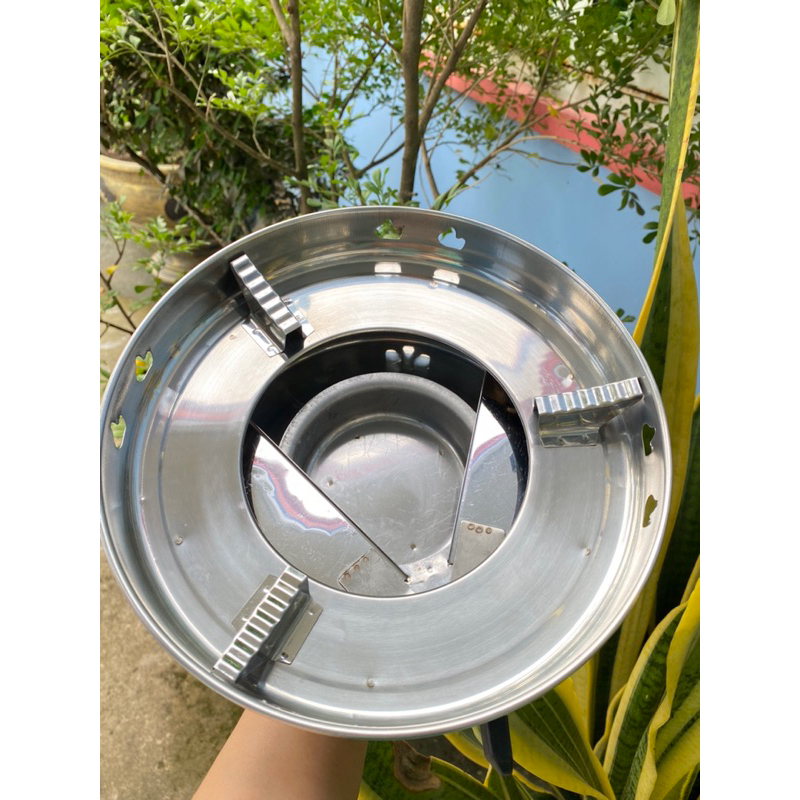 Bếp 2 tầng chắn gió cao cấp sáng bóng