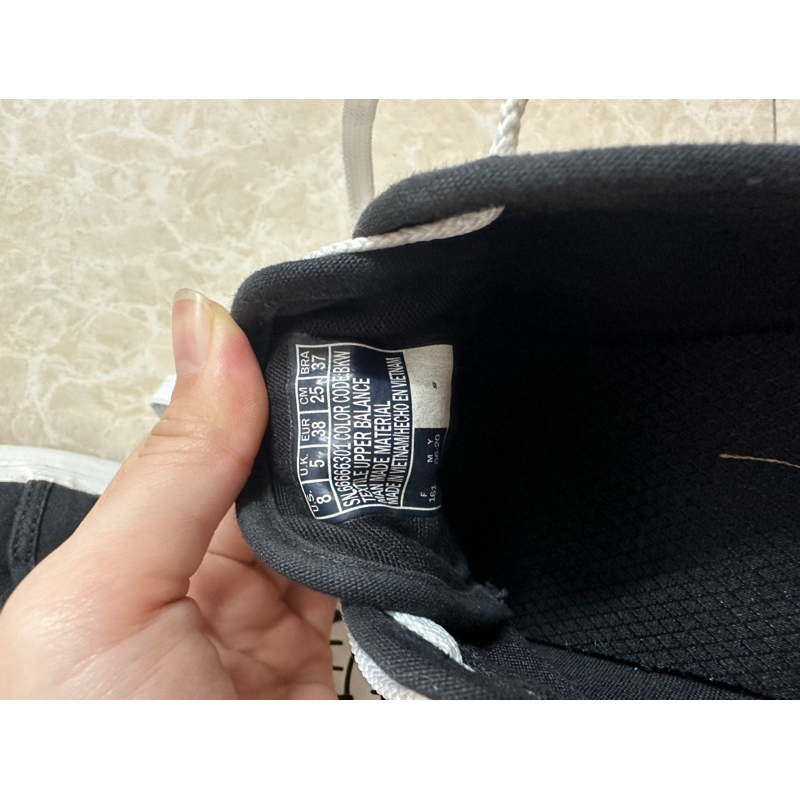 Pass giày Sketchs auth