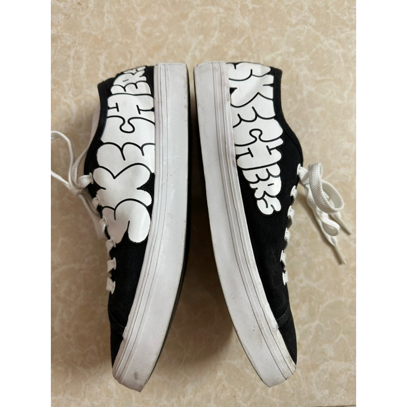 Pass giày Sketchs auth