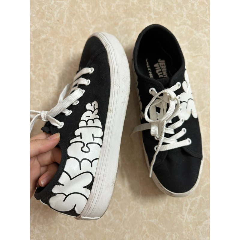 Pass giày Sketchs auth