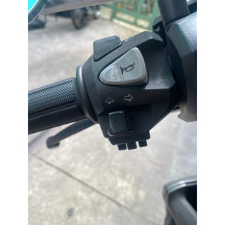 Nút chụp cần gạc xi nhan vario, scoopy, click đời 2018 đến 2023