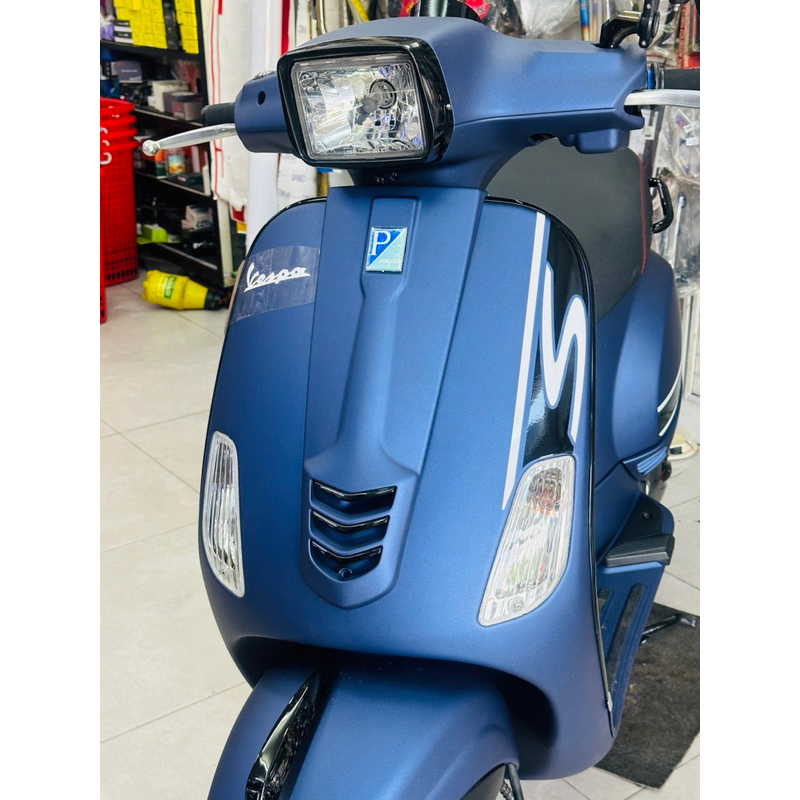 Tem Vespa LX