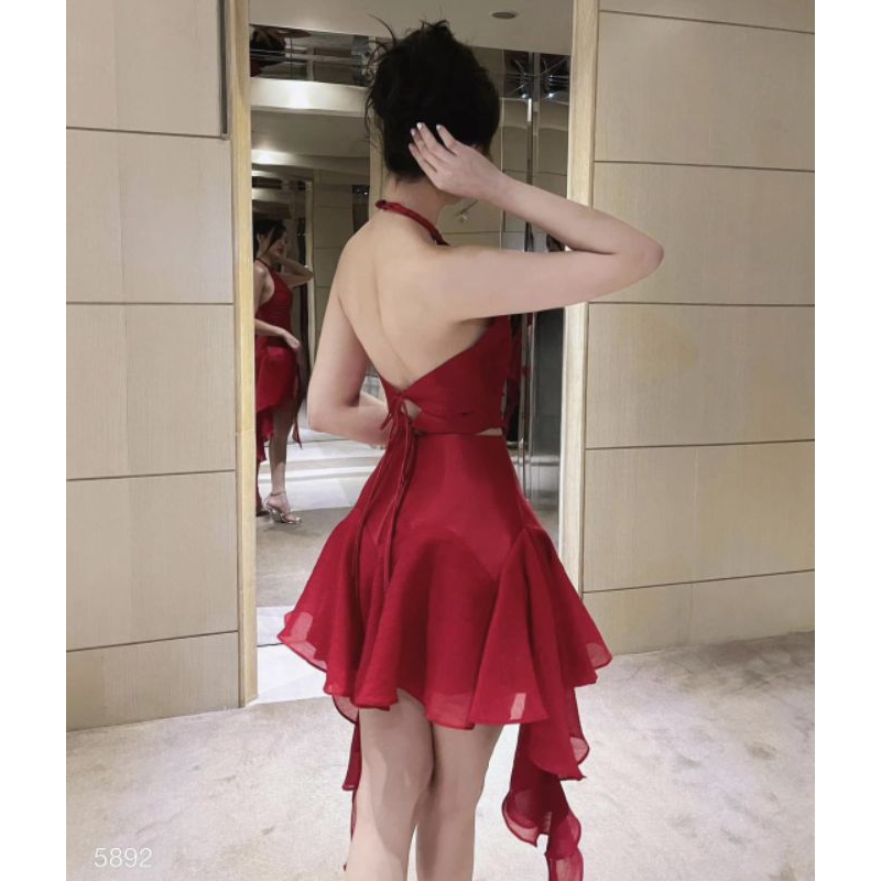 ĐẦM ĐỎ CỔ YẾM  HỞ LƯNG ĐAN DÂY TƠ BÈO DÀI