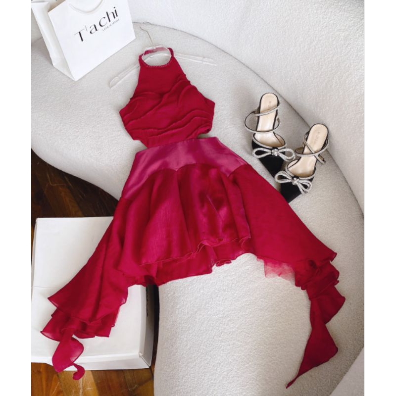 ĐẦM ĐỎ CỔ YẾM  HỞ LƯNG ĐAN DÂY TƠ BÈO DÀI