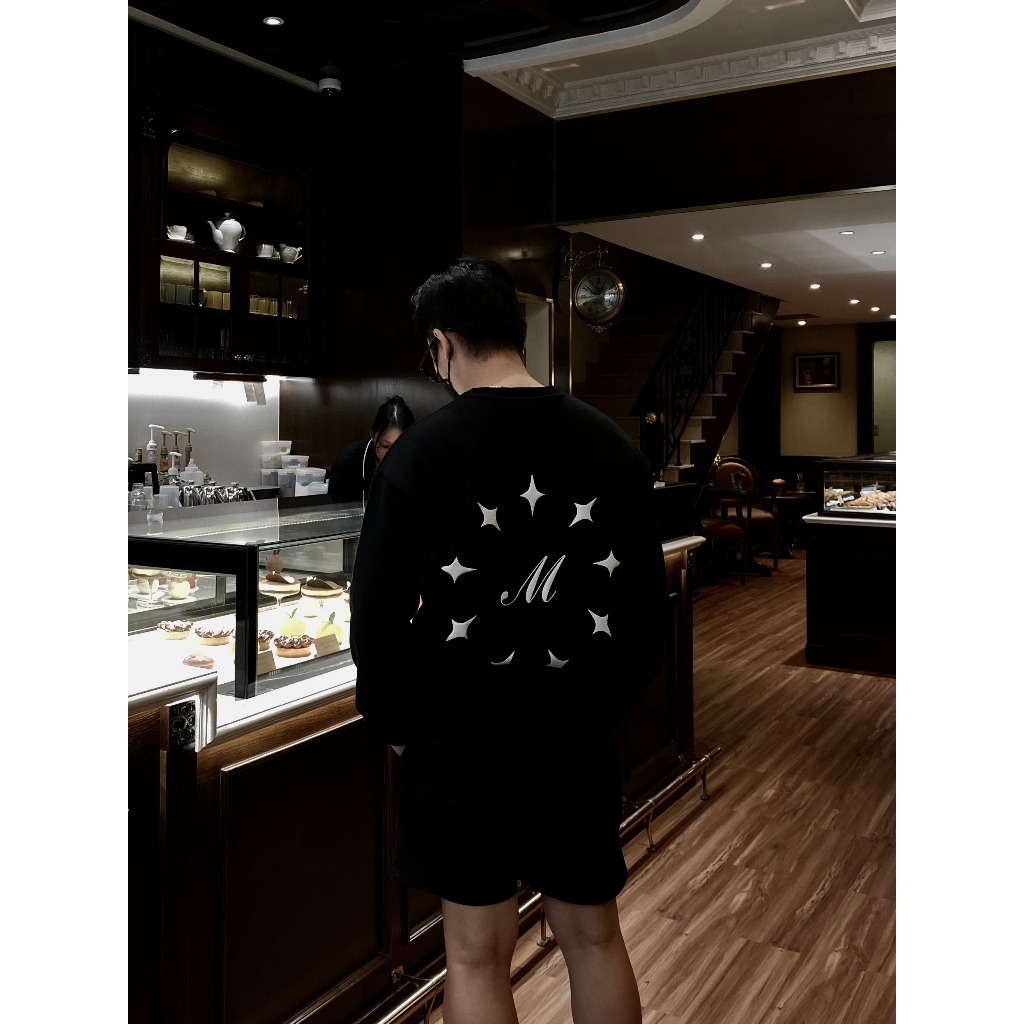 Áo sweater nỉ bông in nổi ngôi sao hình tròn - Form American 350gsm