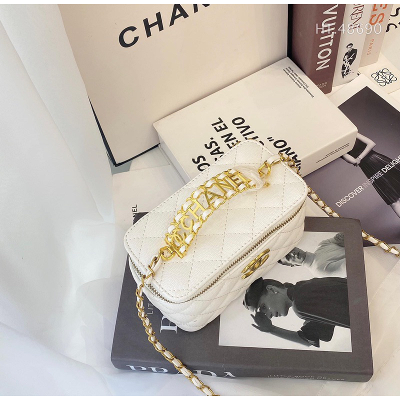 Túi xách quai kim loại dây xích