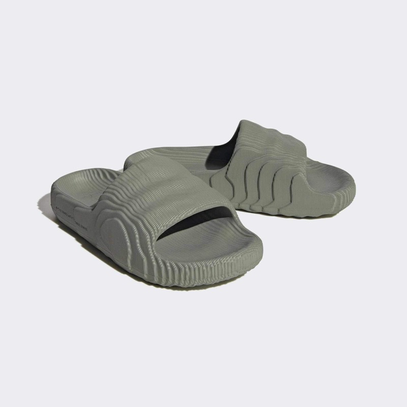 Dép adidas adilette22 hàng chính hãng giá tốt-fake đền gấp đôi