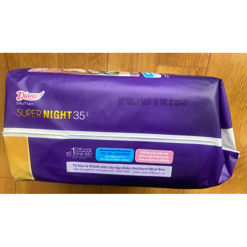 Băng vệ sinh Diana siêu thấm Supernight 29cm 12 miếng/gói