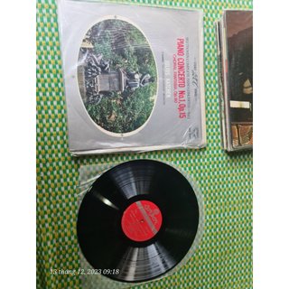 Đĩa than vinyl nhạc Pop Rock
