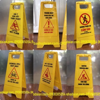 Biển cảnh báo chữ A nhựa ABS tiện lợi di chuyển, nội dung đa dạng- Hình thật