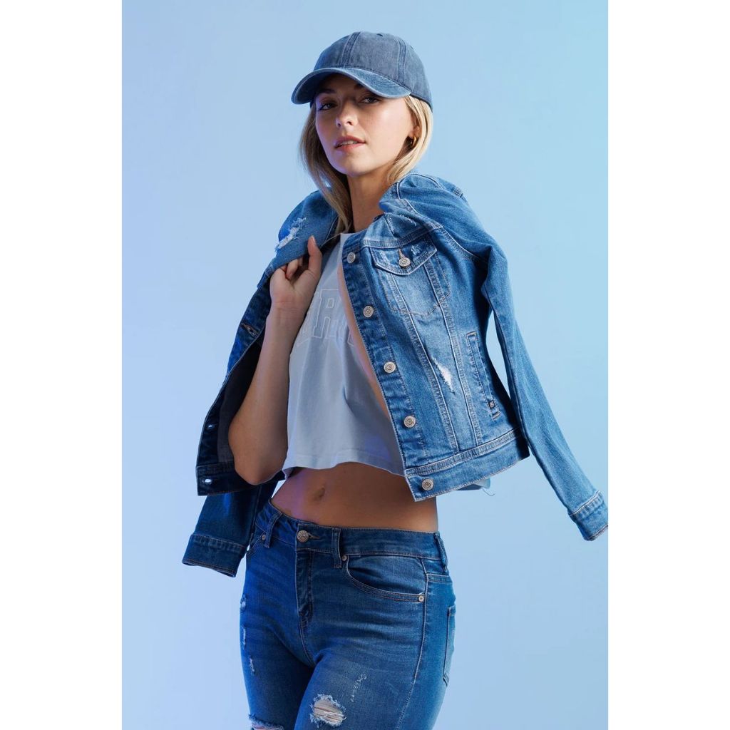 Khoác jeans Denim jacket dành cho Nữ. Chất jeans mềm, co giãn thoải mái. Hàng chính hãng, xịn 100%.