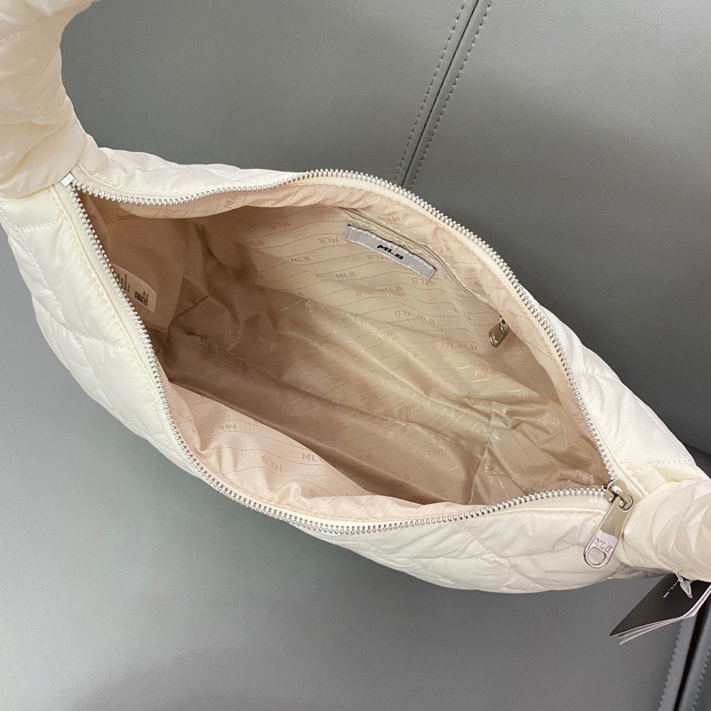 Túi m lb Hobo vải dù chống thấm nước hoạ tiết ô chần trám