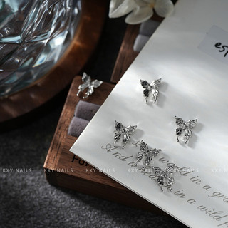 Charm bướm trang trí móng bán lẻ 1 con