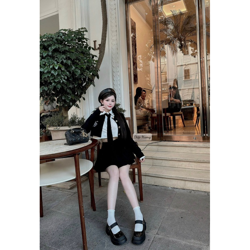 Sét áo cà vạt mix chân váy năng động trẻ trung