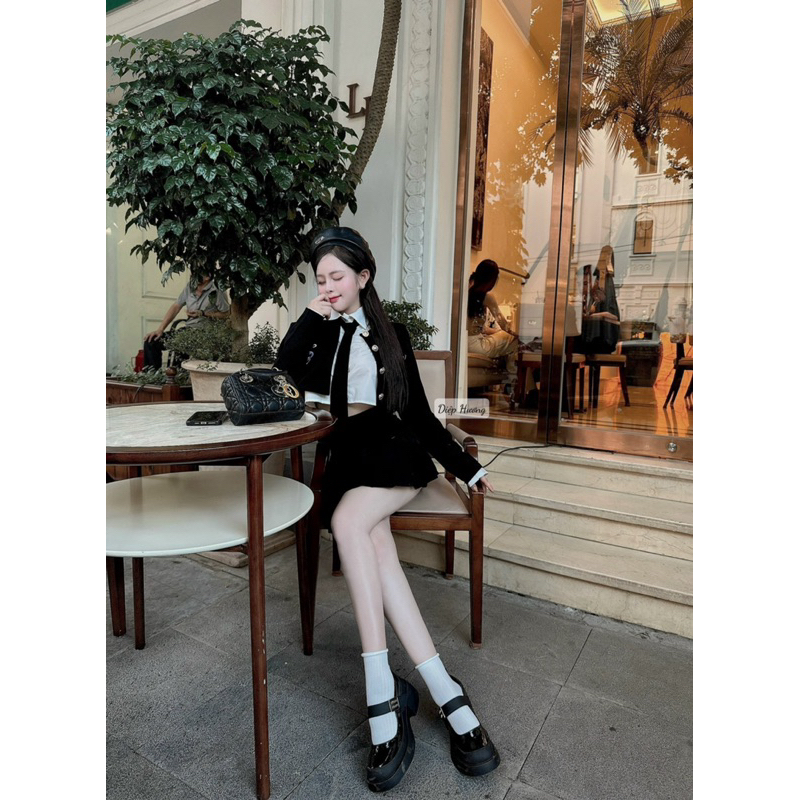 Sét áo cà vạt mix chân váy năng động trẻ trung