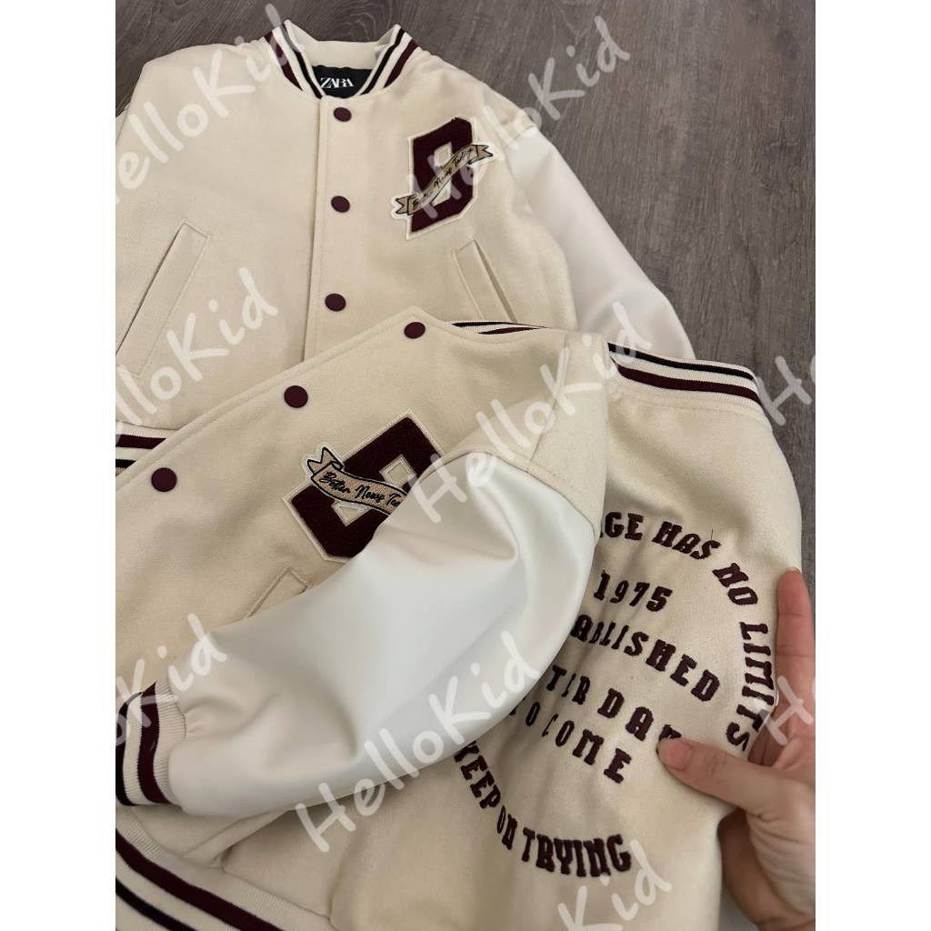 Áo khoác bomber B chữ thêu tròn sau cho bé zxr