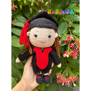 Búp bê tốt nghiệp móc len