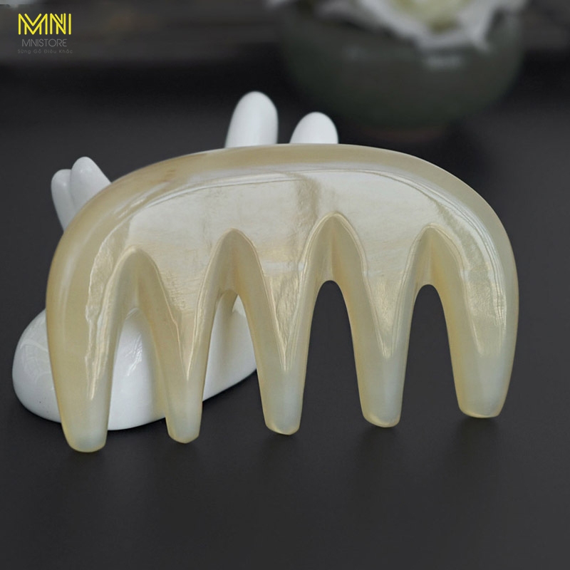 Lược sừng me 5 răng mát xa 9-10cmx5,5cm dày 8-11mm và 5-10mm  chống rụng tóc, giảm cảm giác đau đầu