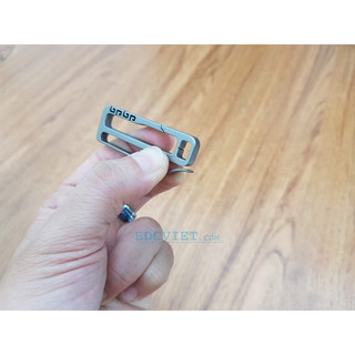 Móc khoá titanium gài thắt lưng