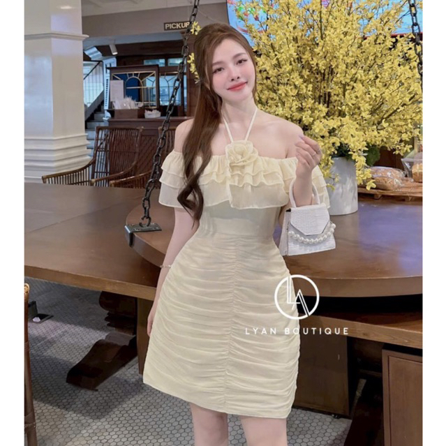 Váy nữ dự tiệc cưới sang chảnh váy trễ vai cổ yếm kèm hoa váy rúm siêu xinh