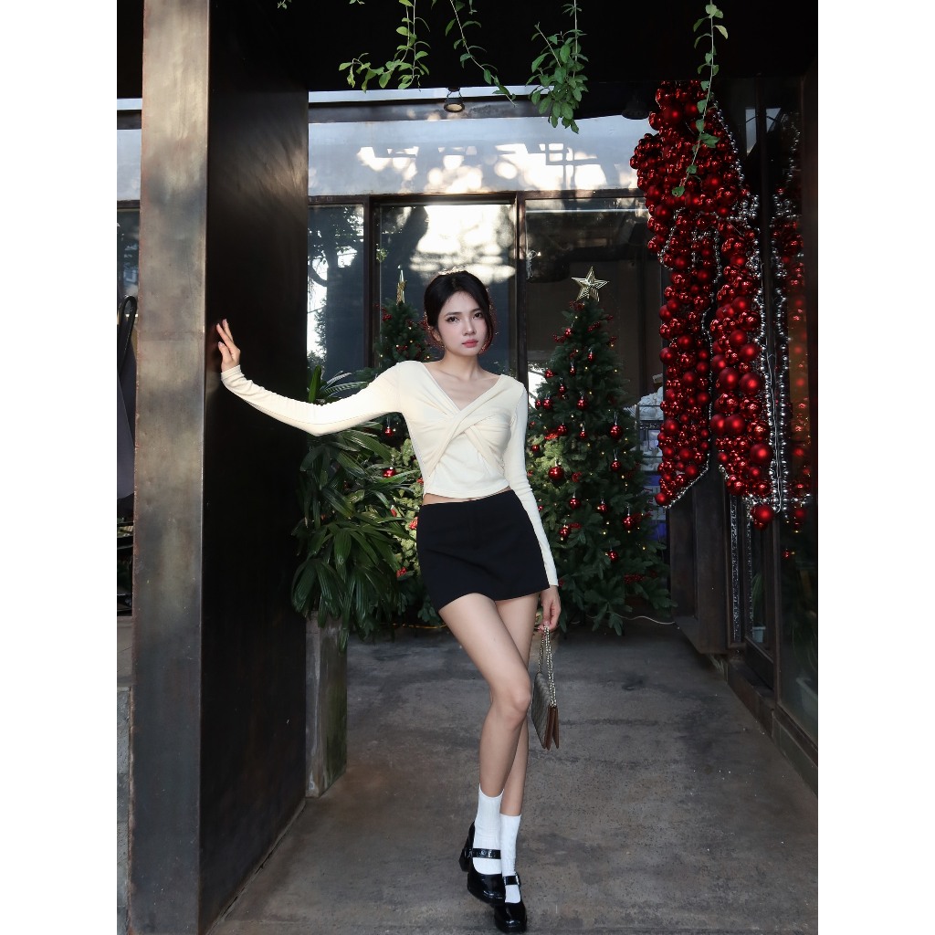 Áo croptop nữ tay dài HHVINTAGE kiểu xoắn ngực 2 lớp thun co dãn Top A46