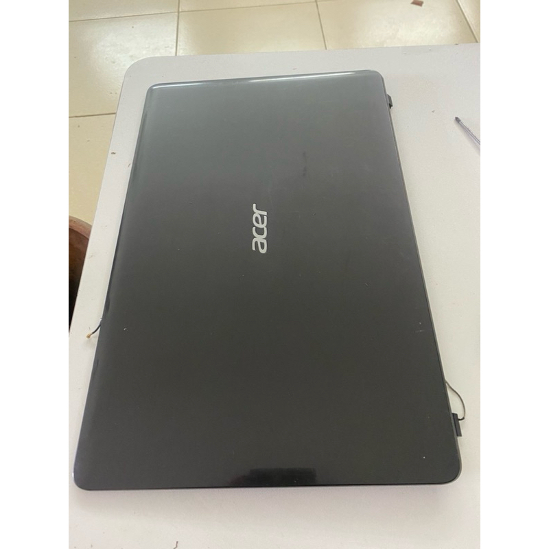 Thay vỏ laptop mặt A laptop Acer E1-571 chân ốc zin