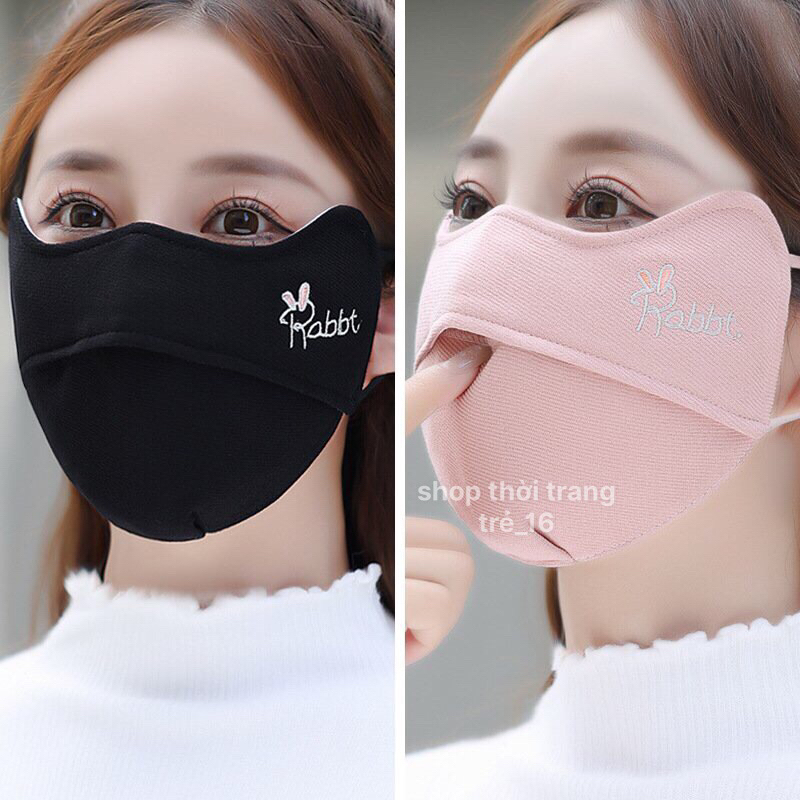 Khẩu trang vải cao cấp có lỗ thở thoáng khí, quai đeo chống đau tai phù hợp cho cả mùa hè và mùa đông khi đi xe máy