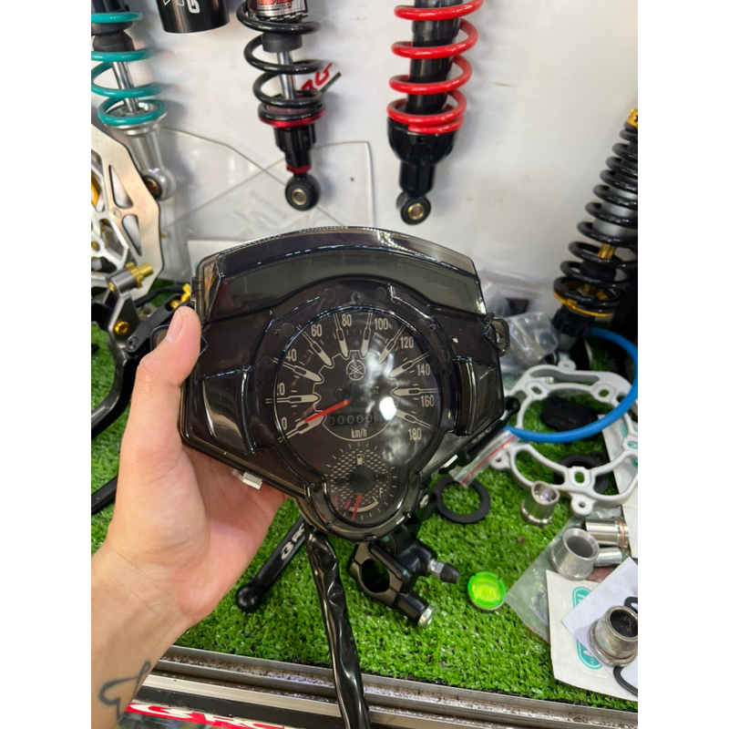 đồng hồ lc135 xám khói hàng công ty