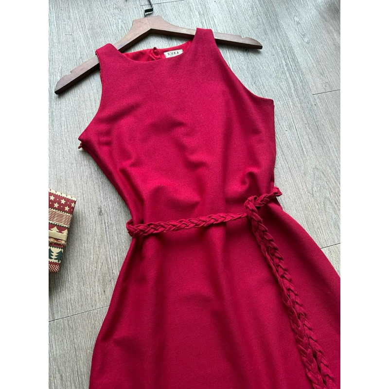 Đầm Linen dáng dài phối dây eo