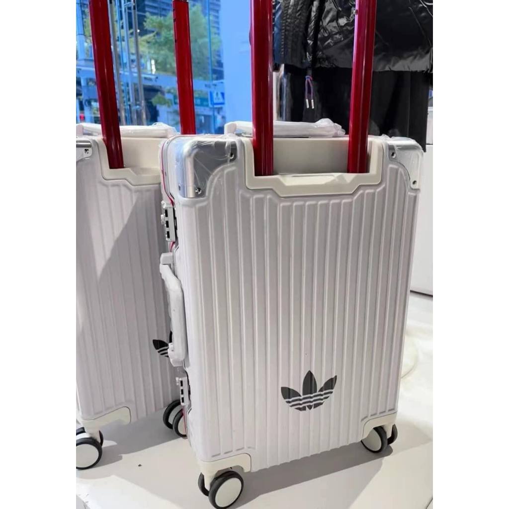 Vali Kéo Adi.das Sticker Trắng Sữa 2022 size 22