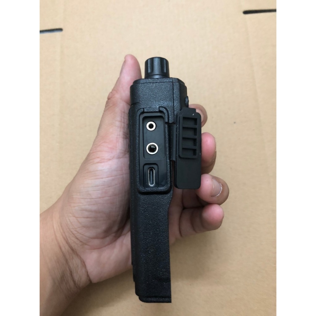 Bộ 3 Máy Bộ Đàm Motorola GP950 , Loa To, Độ Bền Cao, Xuyên Tường Tốt , Cự Ly Đàm Thoại 1>3km, Bảo Hành 12 Tháng