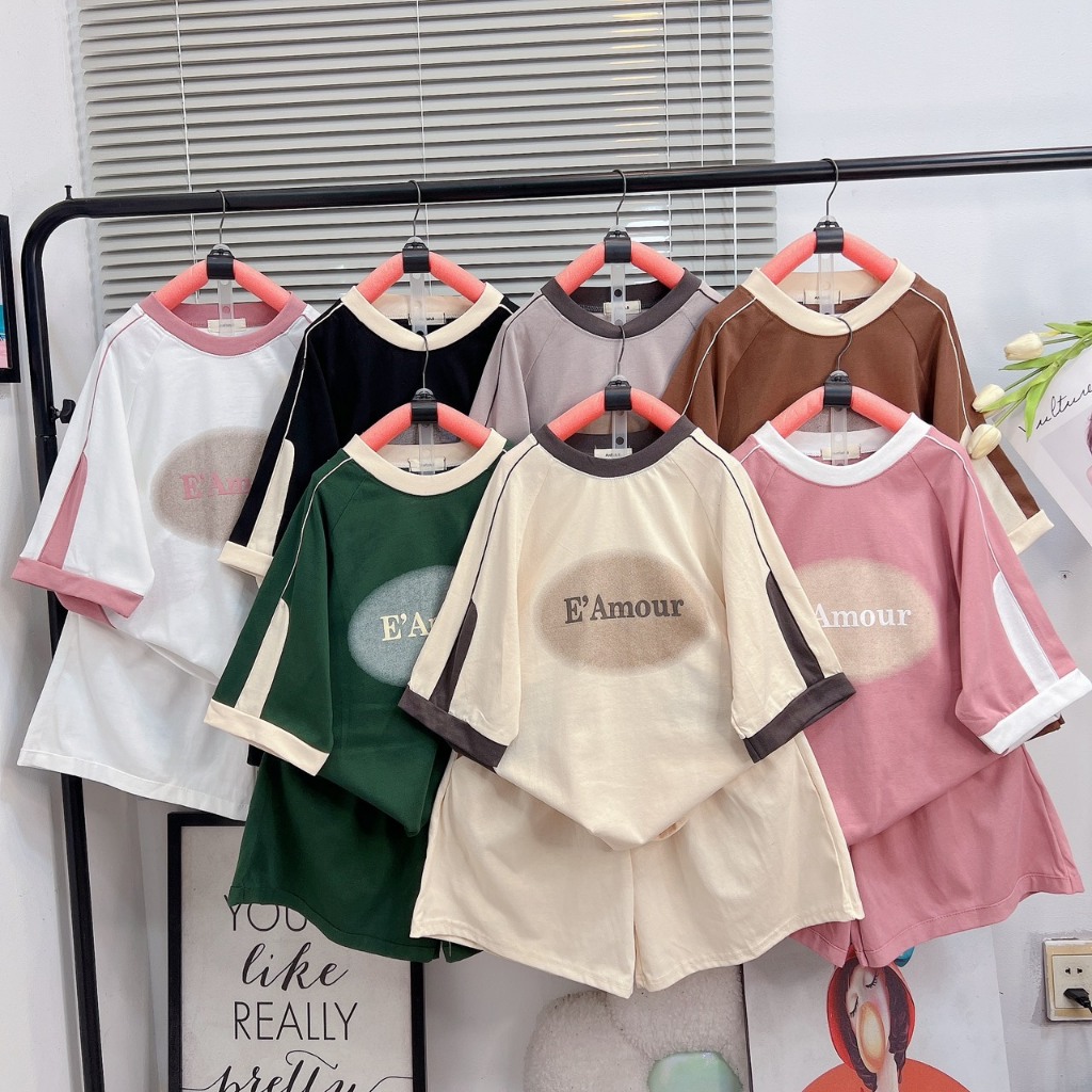 Bộ đùi nữ cổ vo tròn in chữ phối tay rap lang tươi tắn ,form rộng mặc thoải mái,hút mồ hôi.Chất cotton khô Bunny_218