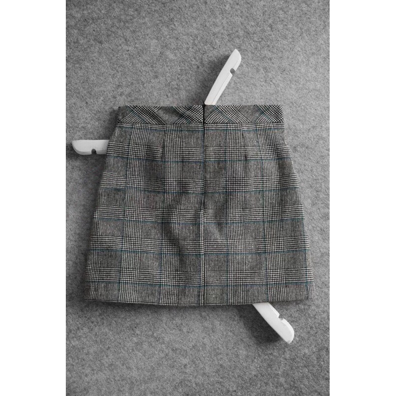 Chân váy dạ thêu hoa La Chapelle