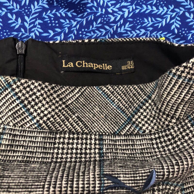 Chân váy dạ thêu hoa La Chapelle