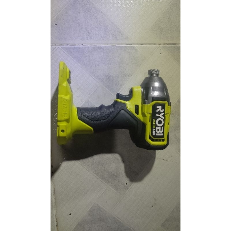 Vít pin ryobi 18v