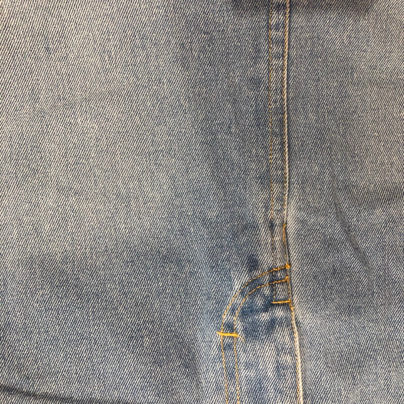 Chân váy jeans xẻ