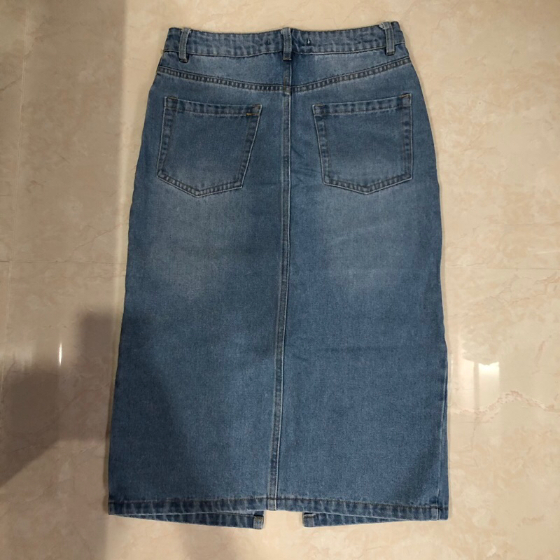Chân váy jeans xẻ