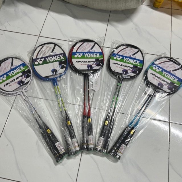 Vợt Cầu Lông Yonex