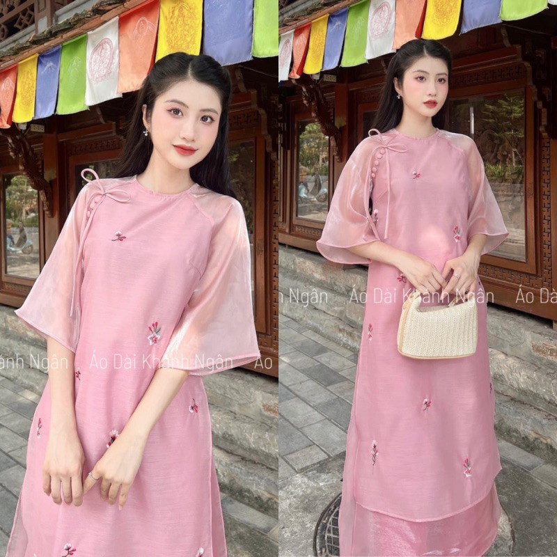 Áo dài tơ thêu hoa