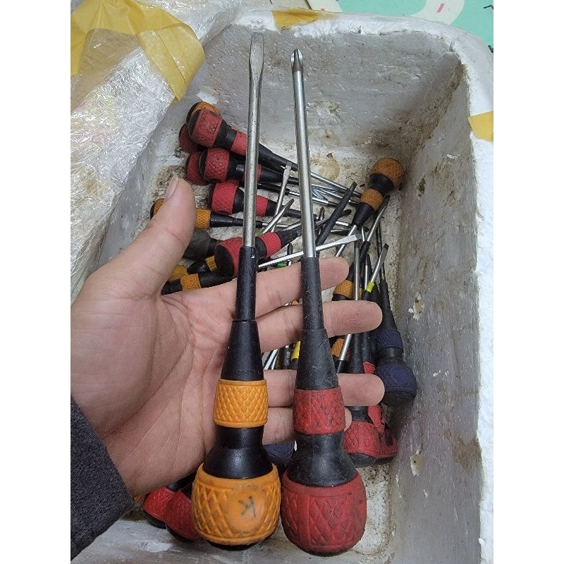 Combo 2  cái Tô vít vessel Nhật Bản